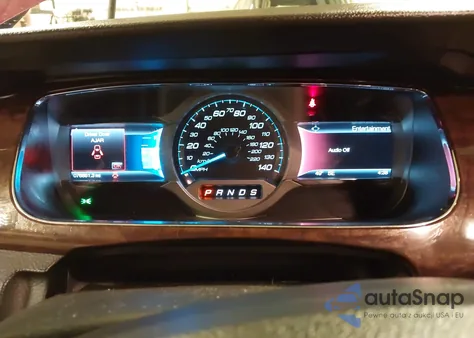 2016 Ford Taurus Limited z USA, uszkodzony, nr VIN 1FAHP2F88GG149982